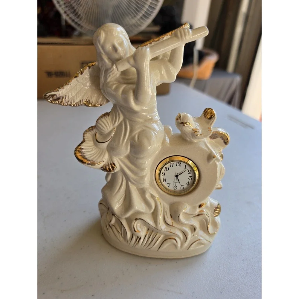 Clocks And Colours this vintage